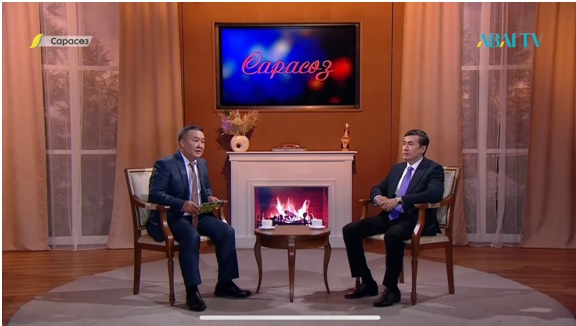 Қолжазбалар және сирек кітаптар ұлттық орталығының директоры Жандос Болдыков «Сарасөз» бағдарламасында қонақ болды. Орталықтың басты міндеттері мен қызметі, атқарылып жатқан жұмыстар туралы тың мәліметтермен бөлісіп өтті.
