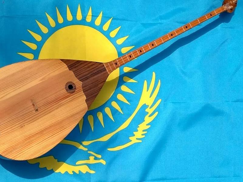 Ұлттық домбыра күні құтты болсын!