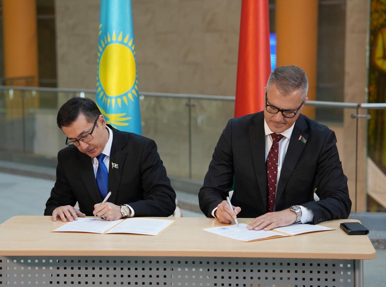 Национальный центр рукописей и редких книг и Национальная библиотека Беларуси подписали Меморандум о взаимном сотрудничестве